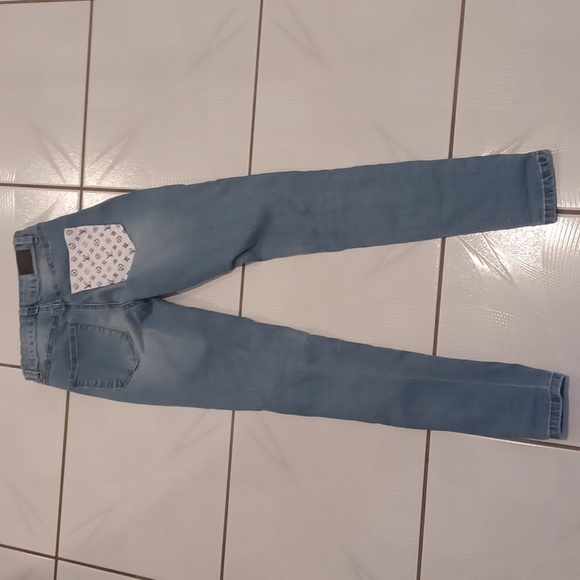 Free Add-on Painted High Rise Jeggings - Size 24/30 - PLEASE READ!!! - Picture 4 of 11